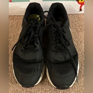 Nike Revolution Girls Athletic Running Gym Shoes Black Pink Sneakers 907254-001